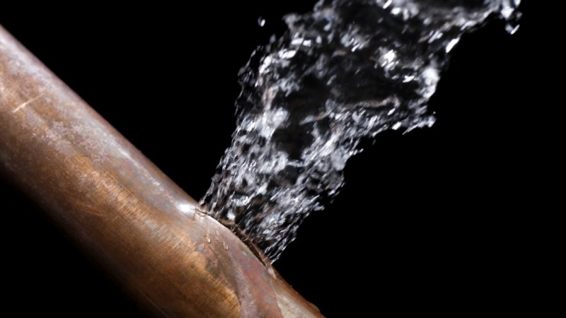 What To Do In A Plumbing Emergency: 6 Top Tips