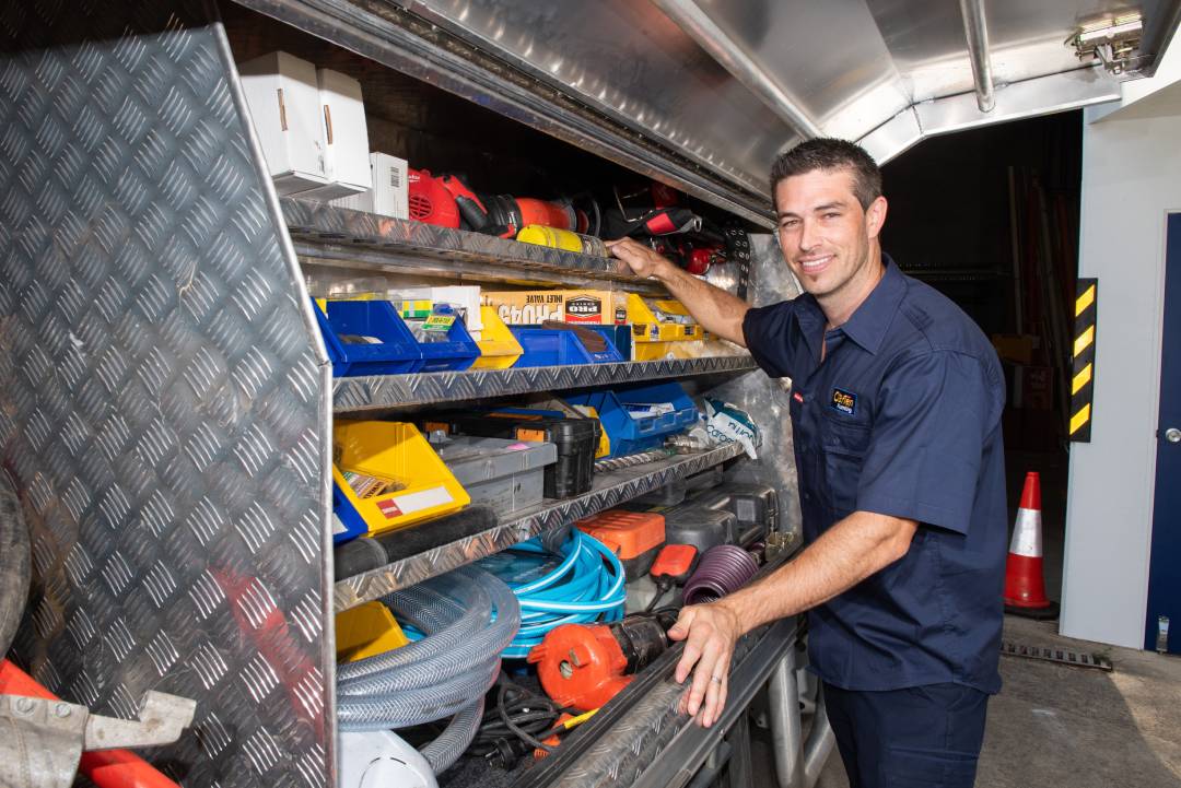 equipped-electrical-service-vehicle