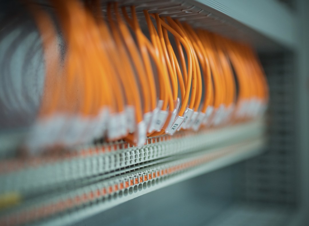 Hallam_Cables_Circuits_Switch