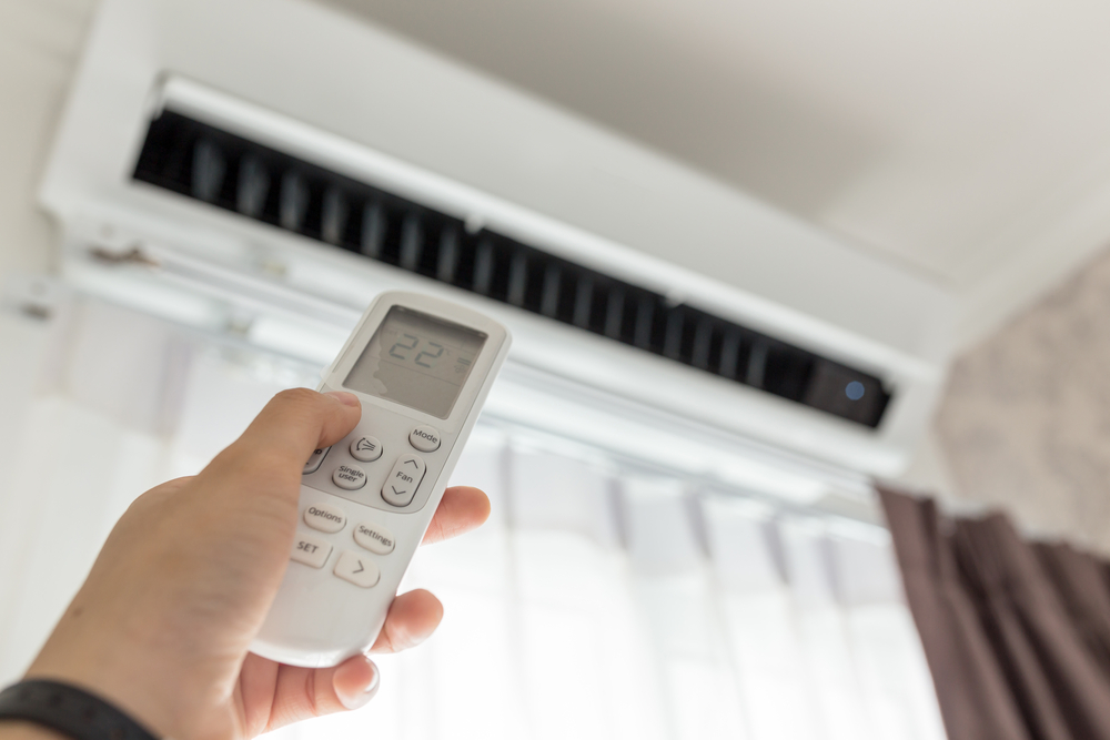 air-conditioner-and-remote