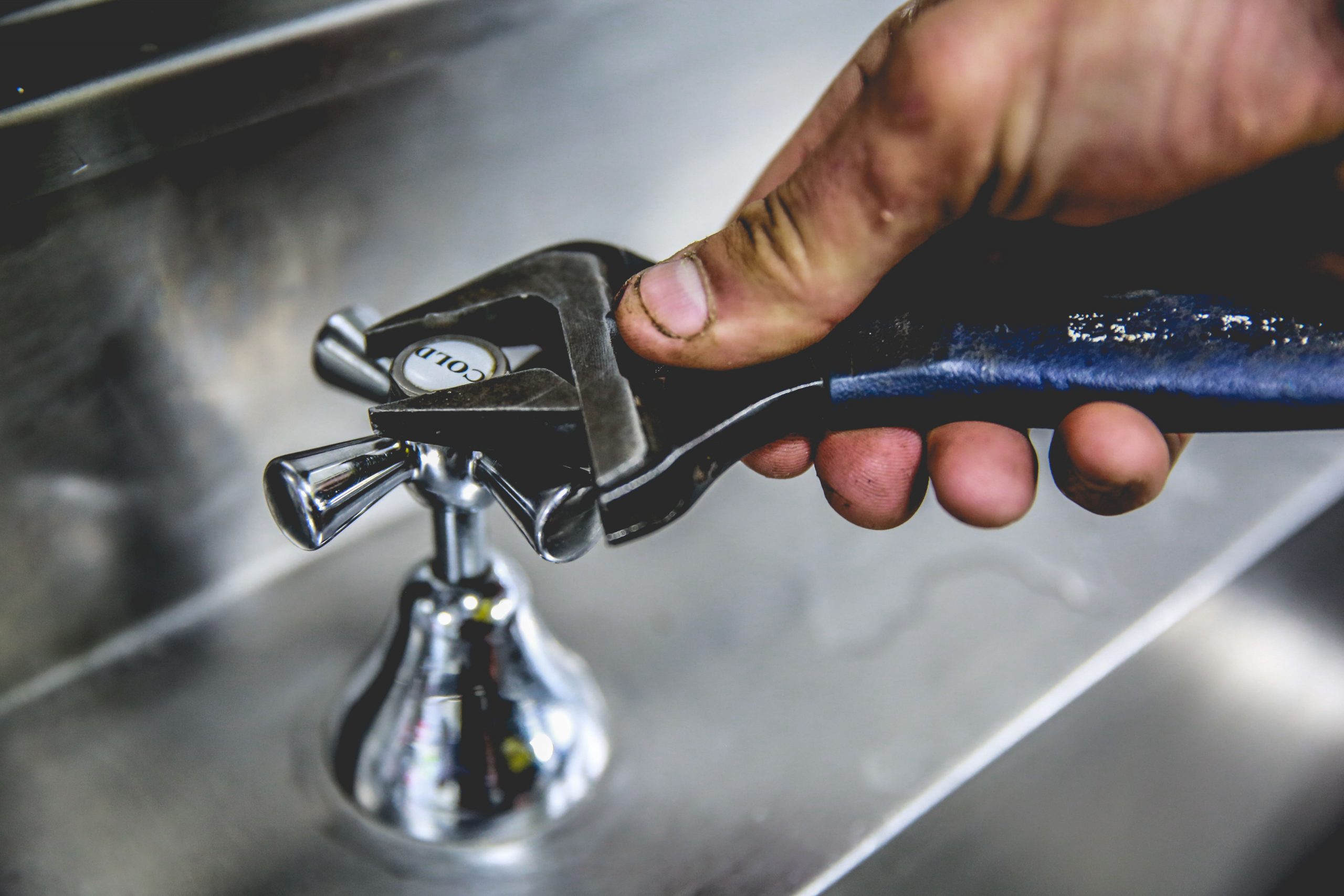 A Plumbers Guide to Household Plumbing Inspections