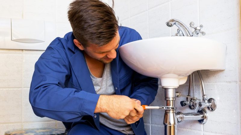 What Should I Look For When Hiring A Plumber?