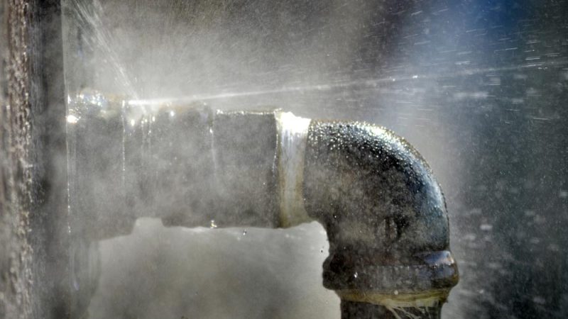 5 Home Plumbing Issues You Should Fix ASAP