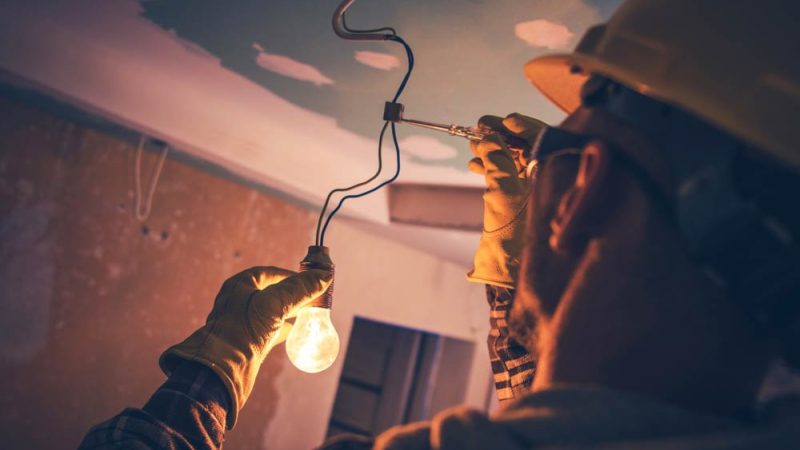 Top Questions To Ask Before Hiring An Electrician