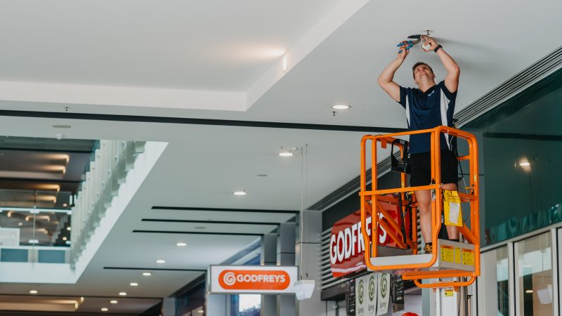 Upgrade your commercial lights to LED for FREE before 2023.