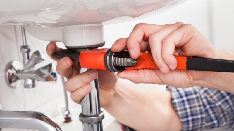 How To Fix A Leaking Bathroom Sink