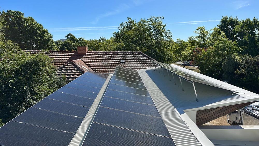 6 Reasons Why You Need Electricians to Maintain Your Solar Panels