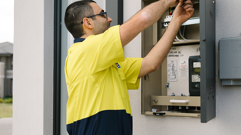 Why Choose a Local Electrician in Port Macquarie? 5 Benefits You Can't Ignore
