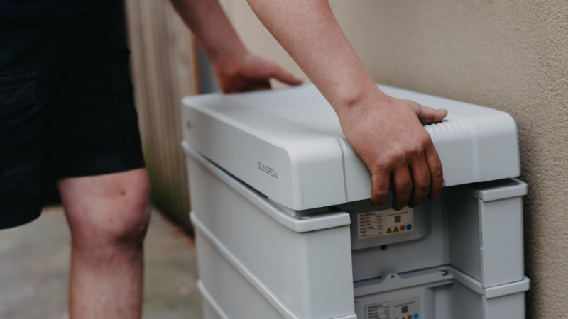 Save Up to $3,700 with the New Federal Solar Battery Rebate