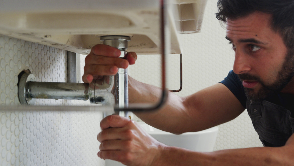 6 Emergency Plumbing Situations Every Homeowner Should Know