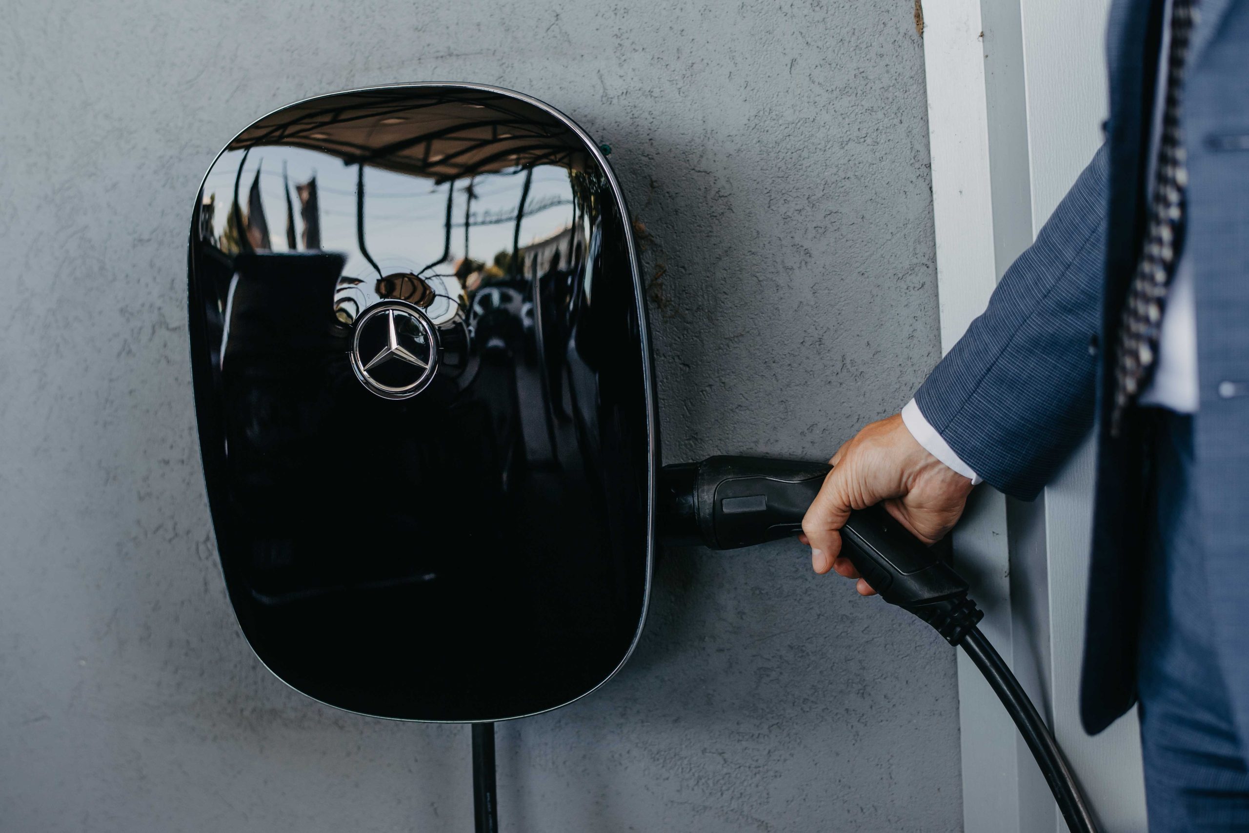 EV Charger Rebate for Automotive Businesses | O’Brien Electrical & Plumbing Rowville
